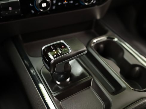 Used 2024 Chevrolet Silverado 1500 ZR2 AWD/4WD image 21