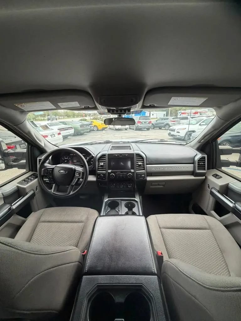 Used 2021 Ford F250 XLT w/ XLT Premium Package AWD/4WD image 13