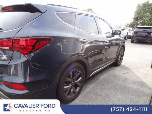Used 2017 Hyundai Santa Fe Sport FWD image 5