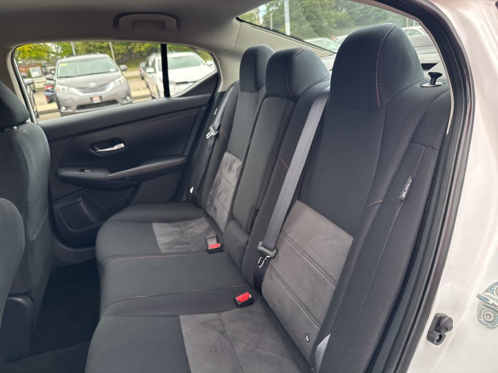 Used 2024 Nissan Sentra SR FWD image 35