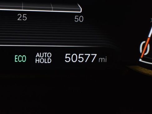 Used 2023 Genesis G70 2.0T image 20