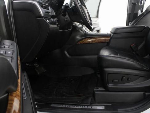 Used 2019 Chevrolet Tahoe Premier image 19