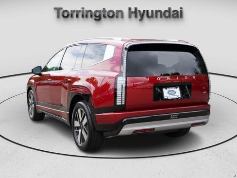 New 2026 Hyundai Ioniq 9 SEL image 5