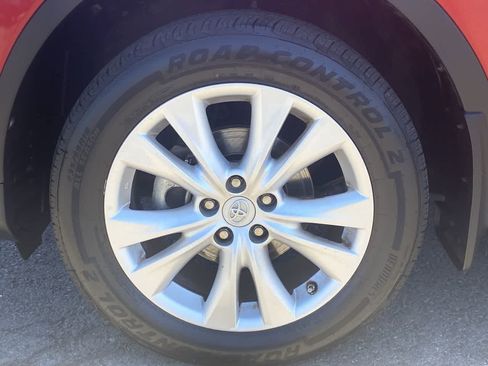 Used 2015 Toyota RAV4 Limited w/ Technology Package AWD/4WD image 10