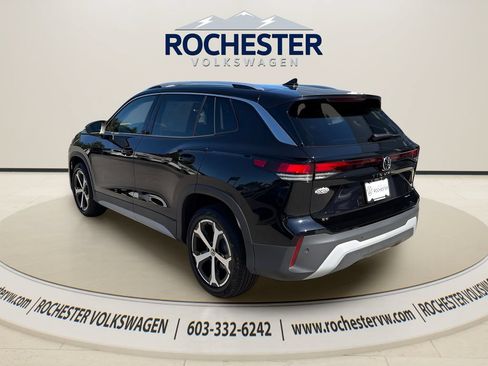 Used 2026 Volkswagen Tiguan SE AWD/4WD image 4