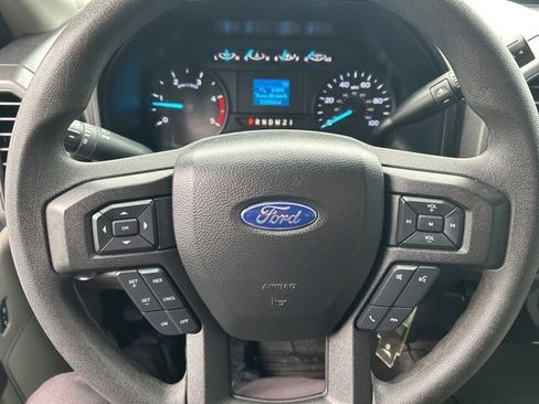 Used 2018 Ford F550 4x4 Regular Cab Super Duty image 16