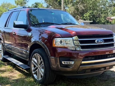 Used 2017 Ford Expedition King Ranch RWD image 3