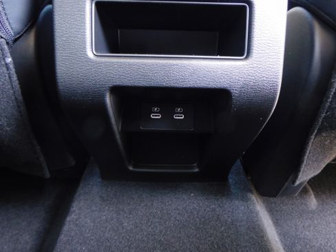 New 2025 Mitsubishi Outlander SE image 43