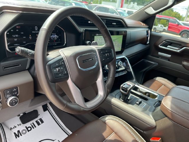 Used 2025 GMC Sierra 1500 Denali AWD/4WD image 15
