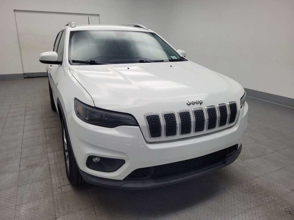 Used 2019 Jeep Cherokee Latitude Plus w/ Trailer Tow Group AWD/4WD image 14