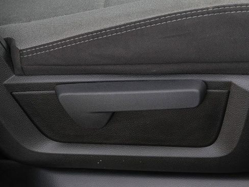 Used 2023 RAM 3500 Big Horn w/ Level 1 Equipment Group image 33