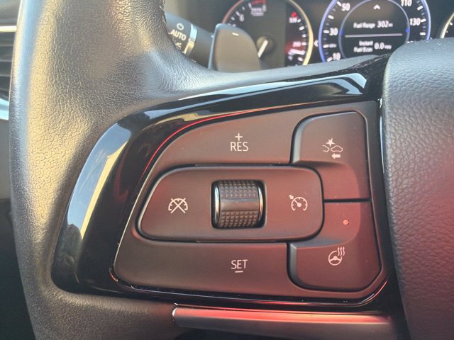 Used 2022 Buick Enclave Avenir w/ Avenir Technology Package FWD image 26