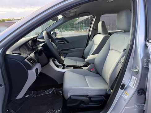 Used 2014 Honda Accord LX image 5