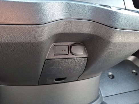 Used 2026 Mercedes-Benz Sprinter 2500 image 24