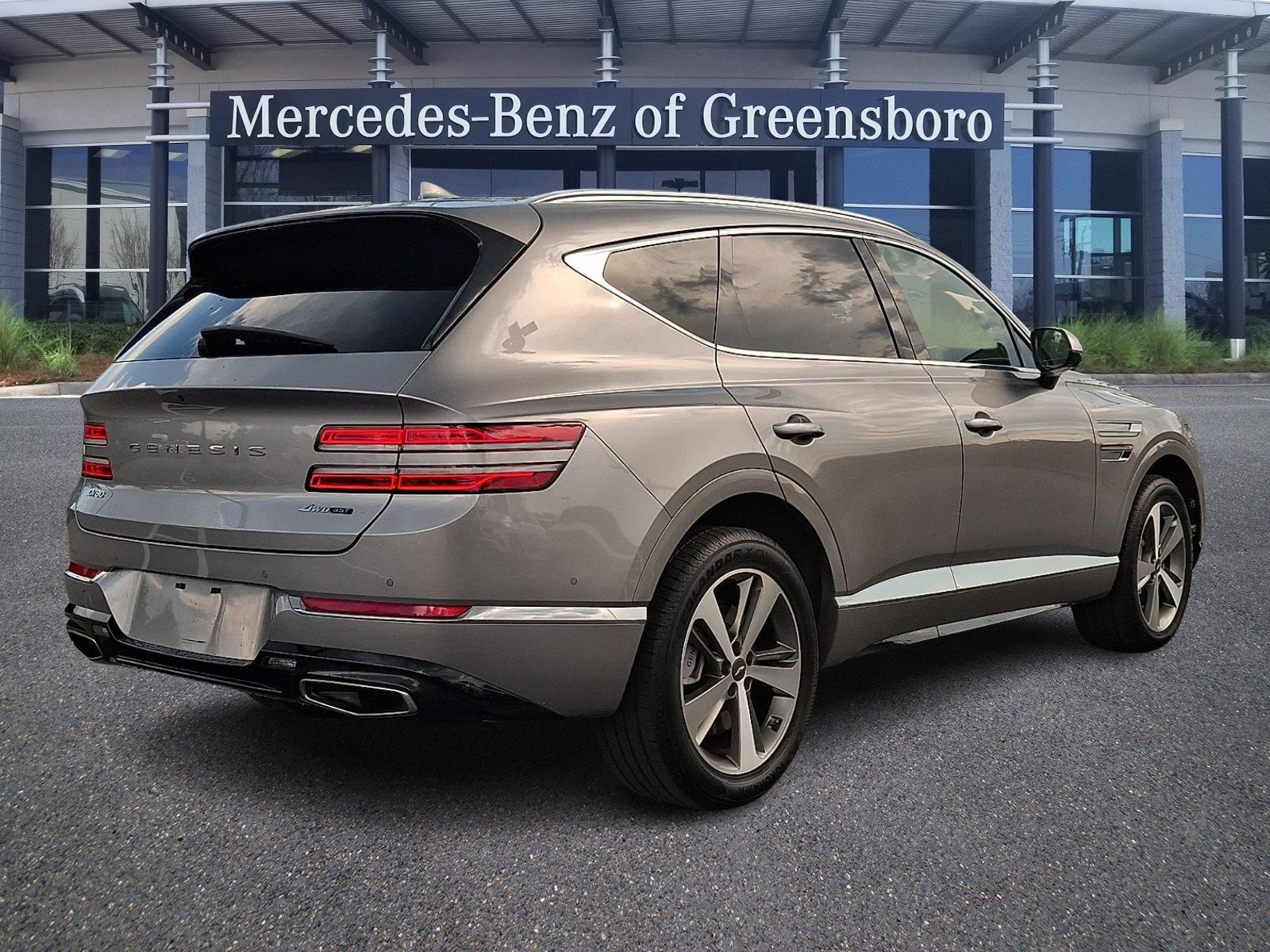Used 2023 Genesis GV80 3.5T w/ Advanced Package AWD/4WD image 6