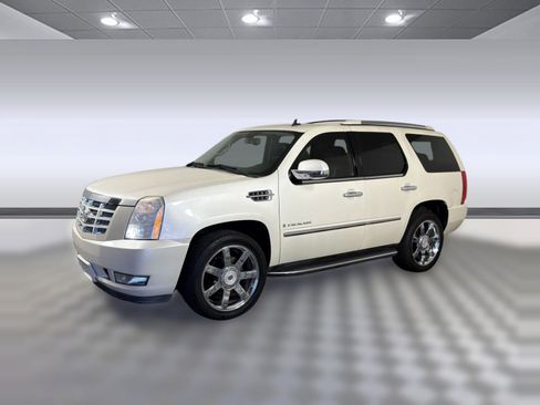 Used 2008 Cadillac Escalade 2WD image 1