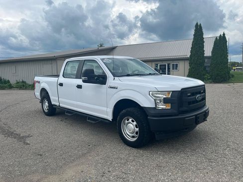 Used 2017 Ford F150 XL w/ Equipment Group 101A Mid AWD/4WD image 7