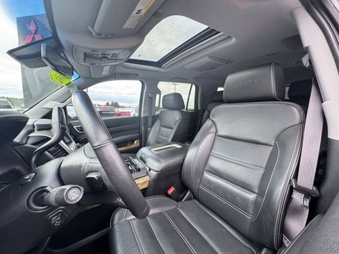 Used 2017 GMC Yukon Denali w/ Open Road Package image 21
