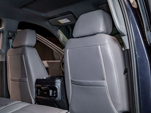 Used 2024 Chevrolet Silverado 1500 LTZ image 28