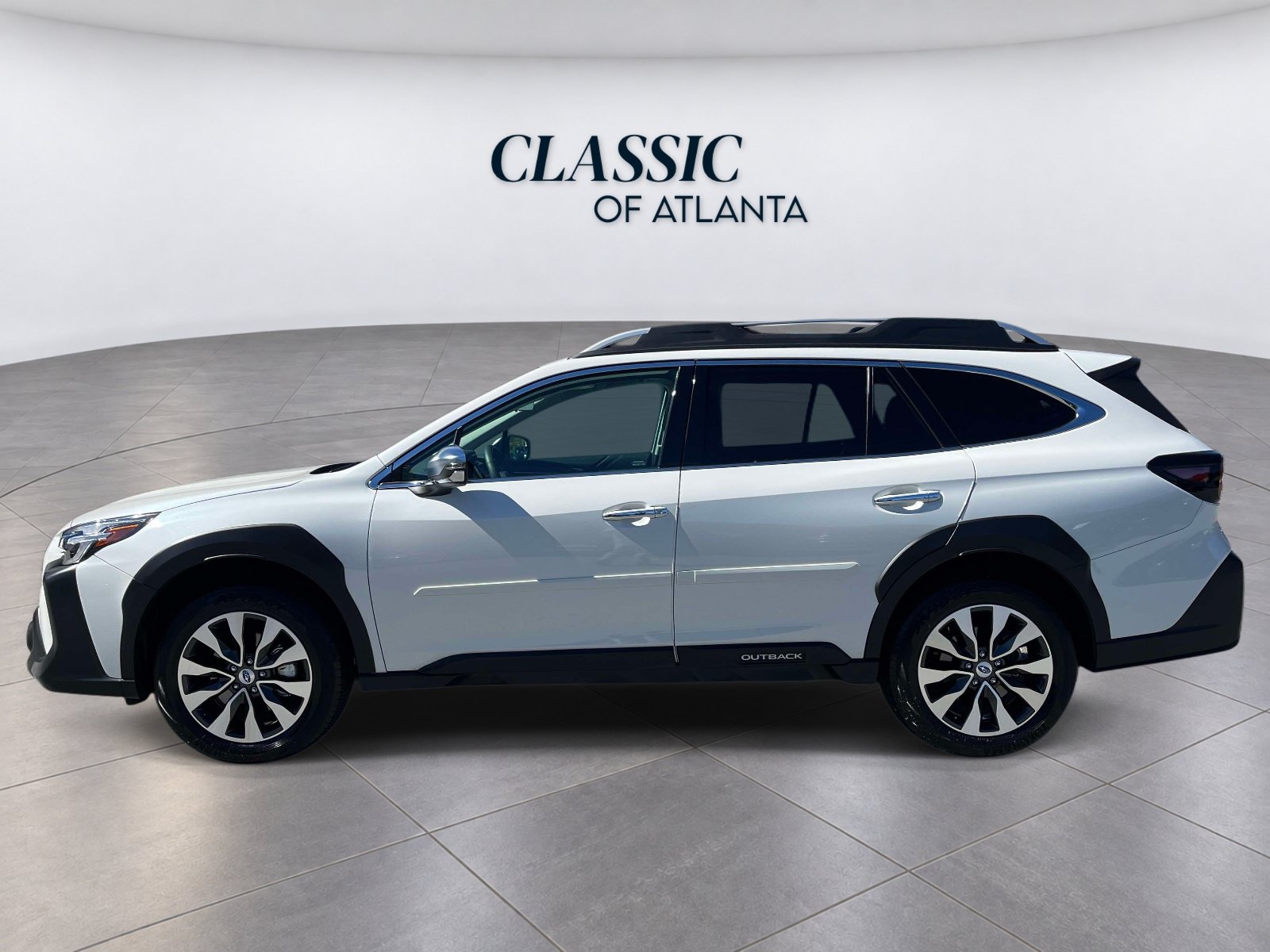 Used 2025 Subaru Outback Touring XT w/ Tech Package 3 AWD/4WD image 2