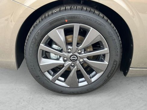 New 2026 Nissan Sentra SL w/ Floor Mat Package FWD image 24