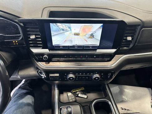 Used 2022 GMC Sierra 1500 SLT w/ SLT Convenience Package image 12