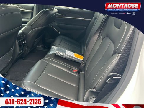 New 2025 Jeep Grand Cherokee Limited 4xe image 22