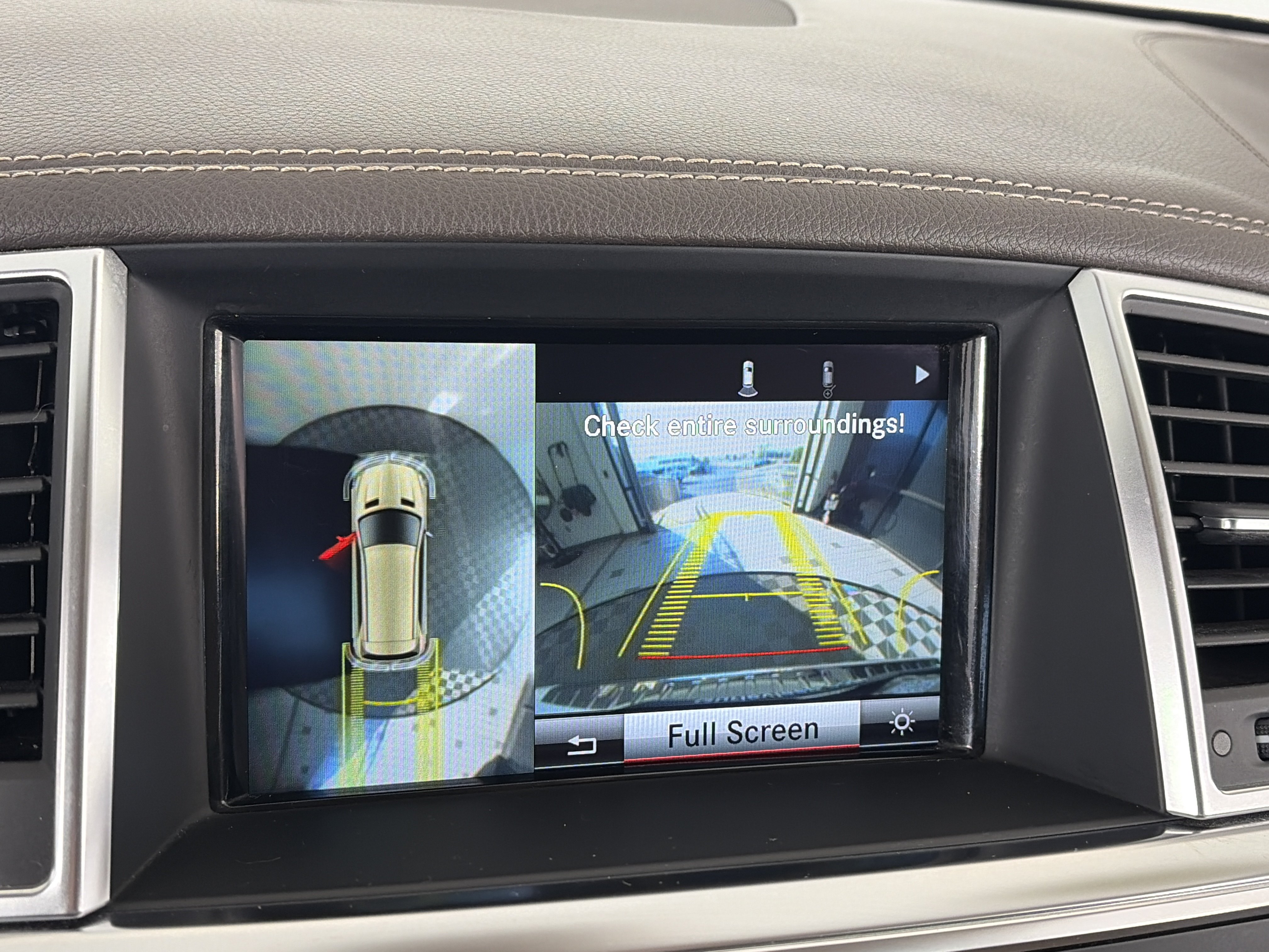 Used 2013 Mercedes-Benz GL 450 4MATIC image 23