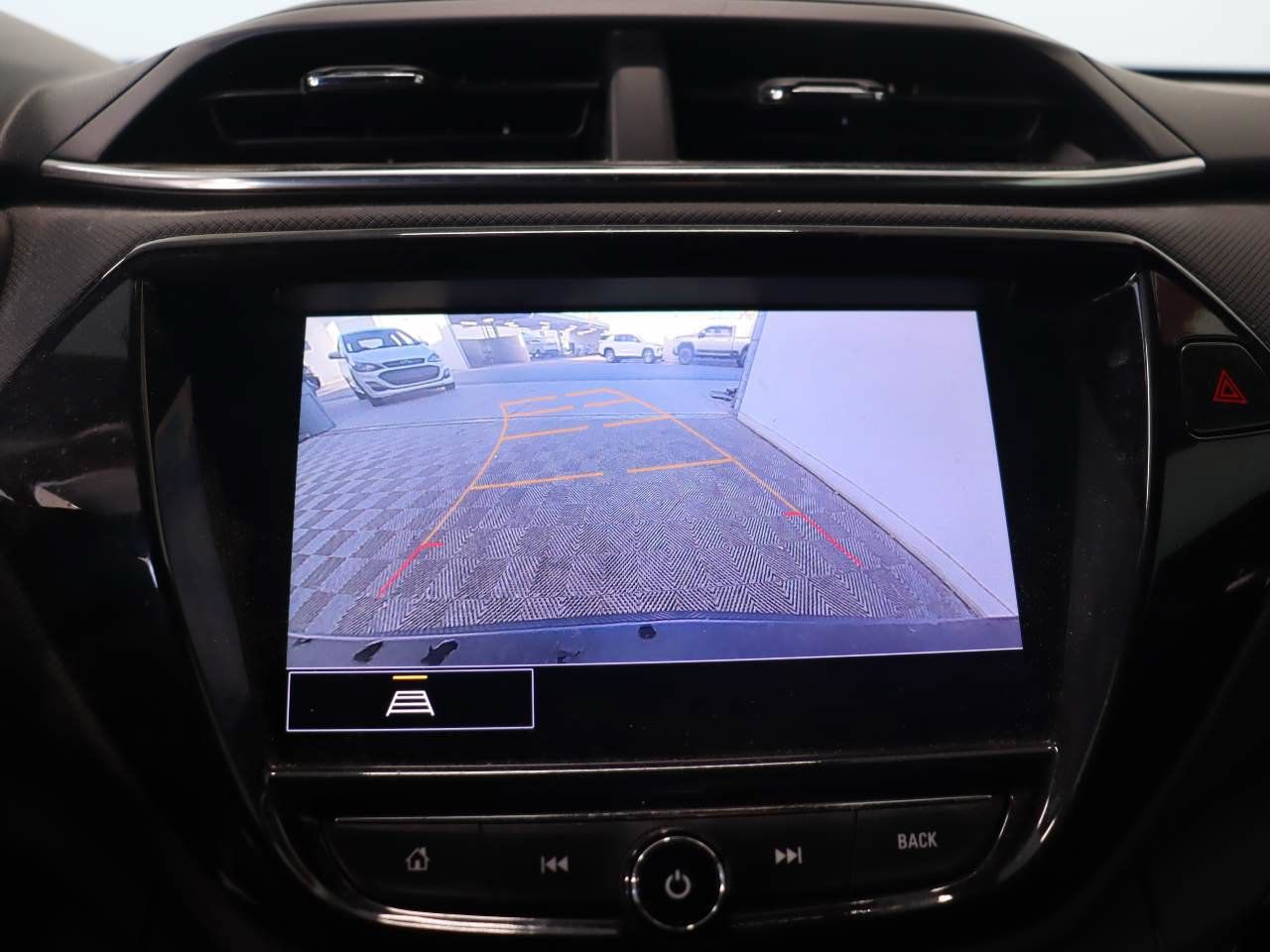 Used 2021 Chevrolet TrailBlazer RS w/ Technology Package FWD image 12