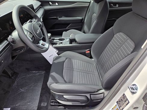New 2026 Kia K5 LXS FWD image 6