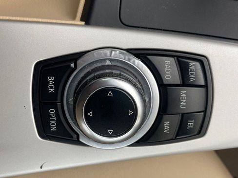 Used 2013 BMW 320i Sedan image 22