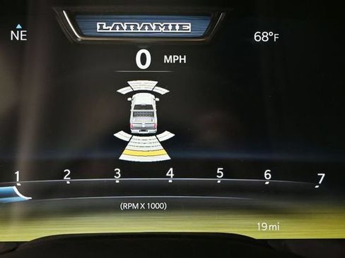 New 2026 RAM 2500 Laramie AWD/4WD image 42