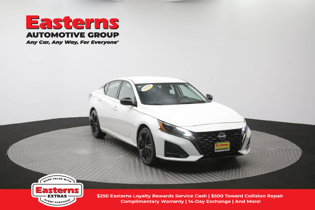 Used 2024 Nissan Altima 2.5 SR FWD image 47