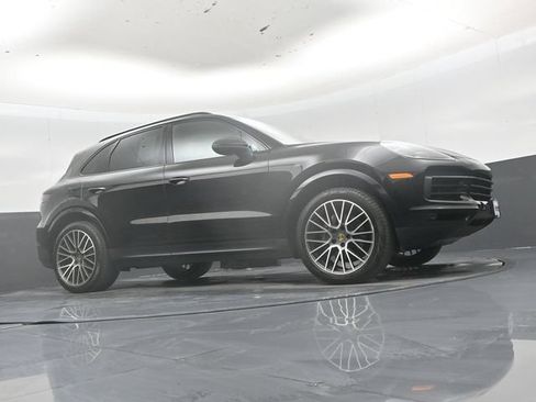 Used 2020 Porsche Cayenne AWD/4WD image 42