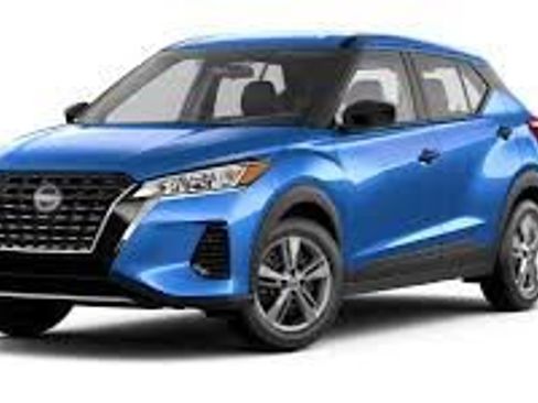 Certified 2025 Nissan Kicks Play S image 1