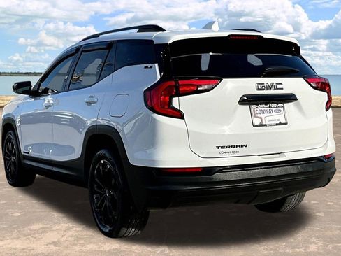 Used 2020 GMC Terrain SLE w/ Driver Convenience Package image 5