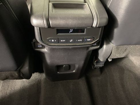 Used 2024 Toyota Grand Highlander XLE image 36