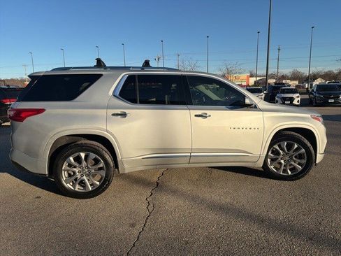 Used 2019 Chevrolet Traverse Premier w/ LPO, Floor Liner Package image 6