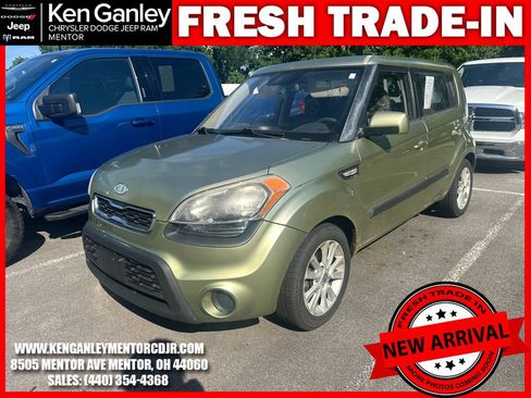 Used 2012 Kia Soul FWD image 3