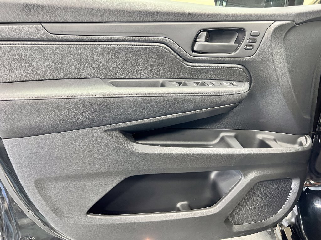 Used 2024 Honda Odyssey Sport image 25