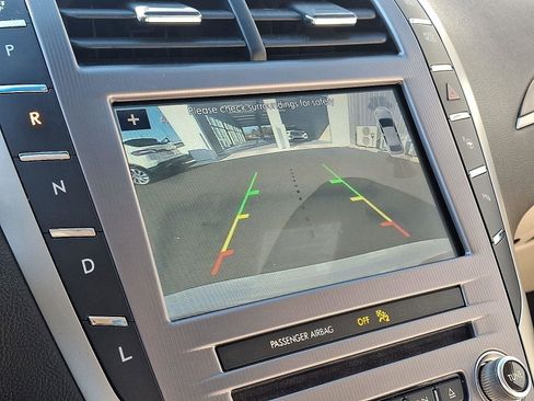 Used 2019 Lincoln MKZ Reserve image 21