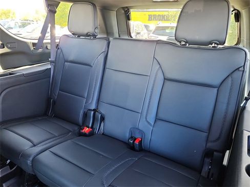 New 2026 GMC Yukon XL Denali image 17