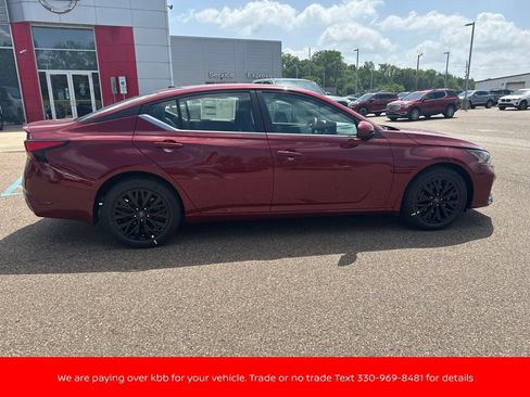 New 2026 Nissan Altima 2.5 SV w/ SV Special Edition Package FWD image 8