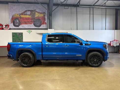 Used 2022 GMC Sierra 1500 Elevation RWD image 4