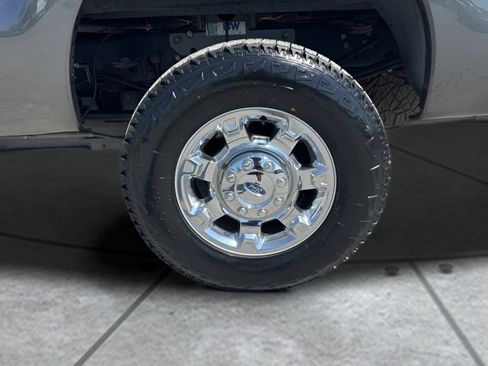 Used 2016 Ford F250 Lariat w/ Chrome Package AWD/4WD image 32