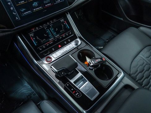 New 2026 Audi RS Q8 performance image 23