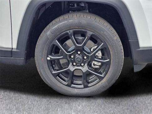 New 2026 Jeep Compass Latitude AWD/4WD image 6
