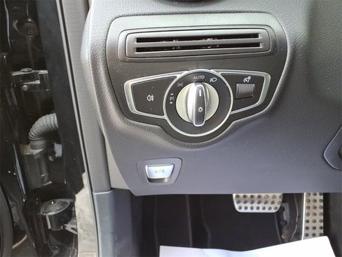 Certified 2023 Mercedes-Benz GLC 300 4MATIC Coupe image 17