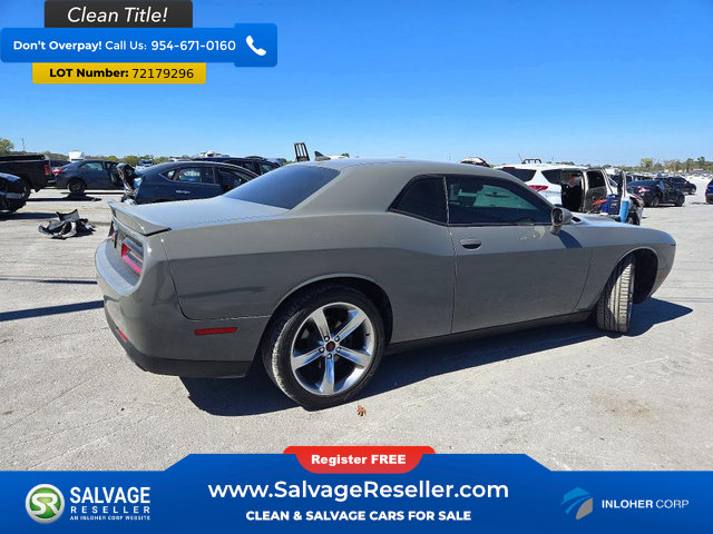 Used 2018 Dodge Challenger SXT Plus RWD image 4