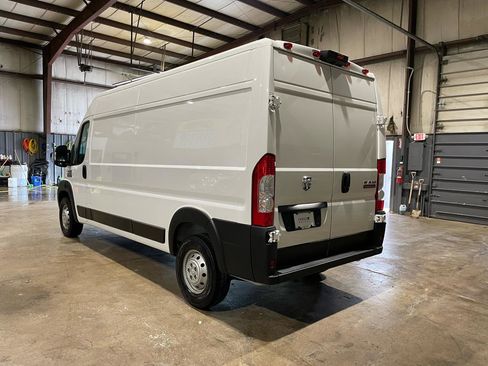 Used 2022 RAM ProMaster 2500 FWD image 7